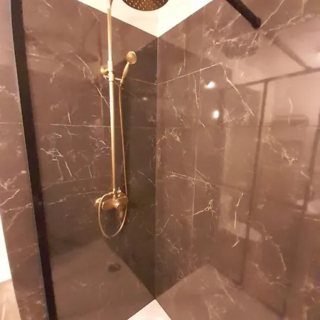 De La Reine Blanche Coye-la-Forêt